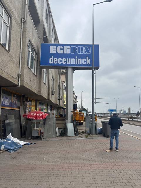 Egepen Deceuninck — Sokak cephesi uygulaması
