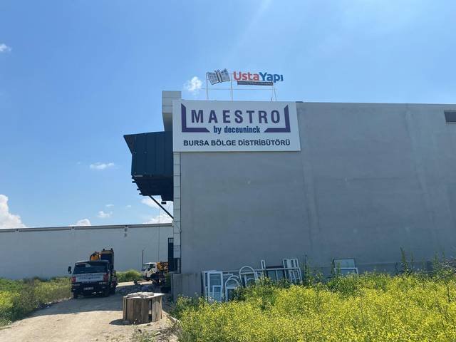 Maestro — Bölge distribütörü duvar tabelası